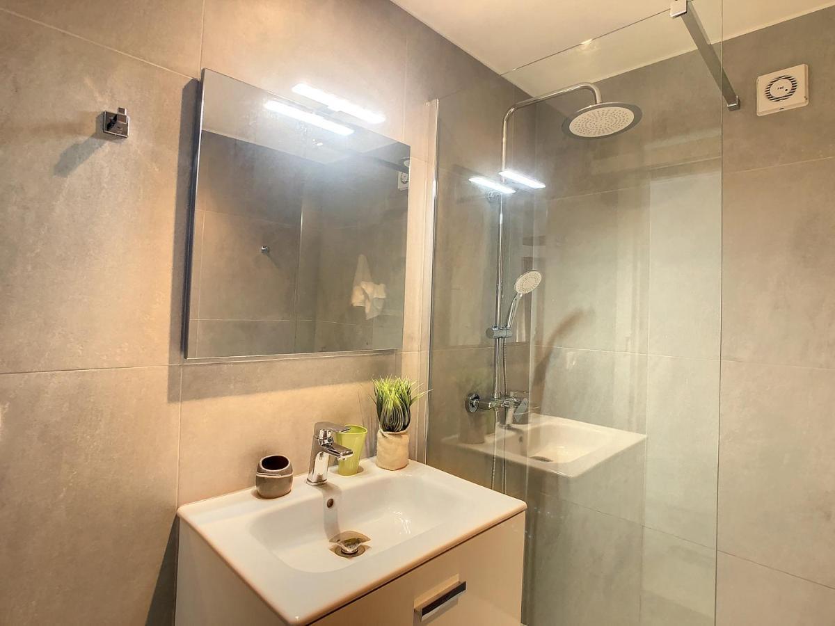 The Cloudy Bay Apartment Funchal  Buitenkant foto